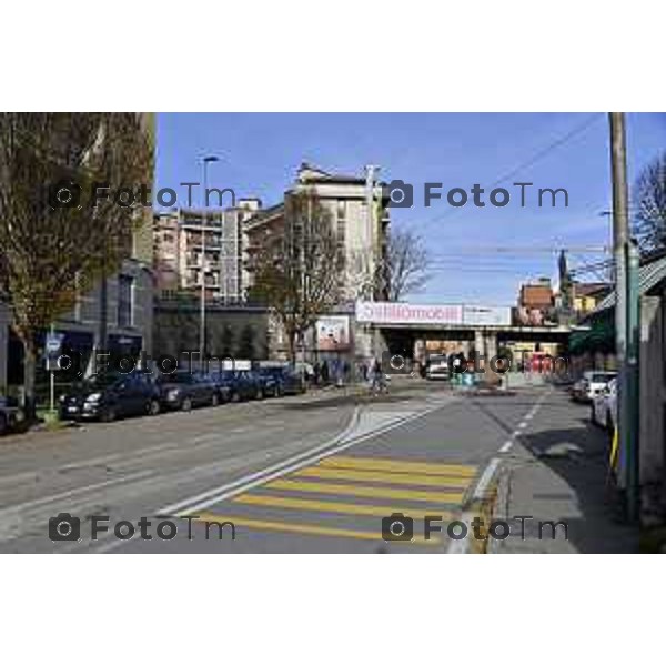 Tiziano Manzoni/LaPresse060-12- 2025 Italia Cronaca Bergamo Via San Bernardino Ponte ferrovia esselunga