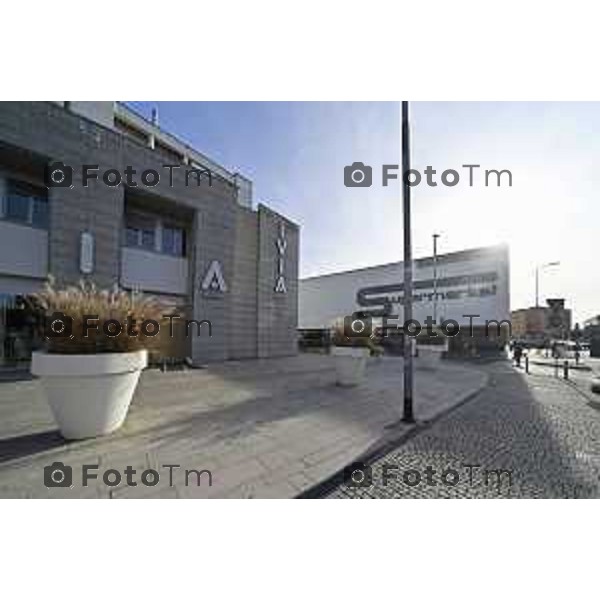 Tiziano Manzoni/LaPresse060-12- 2025 Italia Cronaca Bergamo Via San Bernardino Ponte ferrovia esselunga