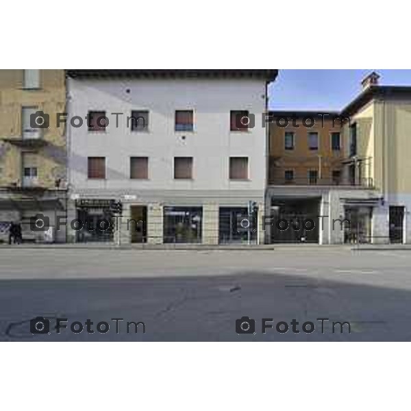 Tiziano Manzoni/LaPresse060-12- 2025 Italia Cronaca Bergamo Via San Bernardino Ponte ferrovia esselunga