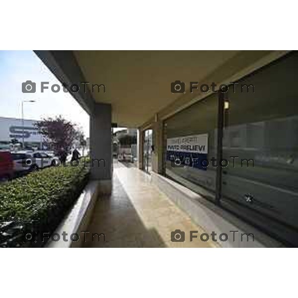 Tiziano Manzoni/LaPresse060-12- 2025 Italia Cronaca Bergamo Via San Bernardino Ponte ferrovia esselunga