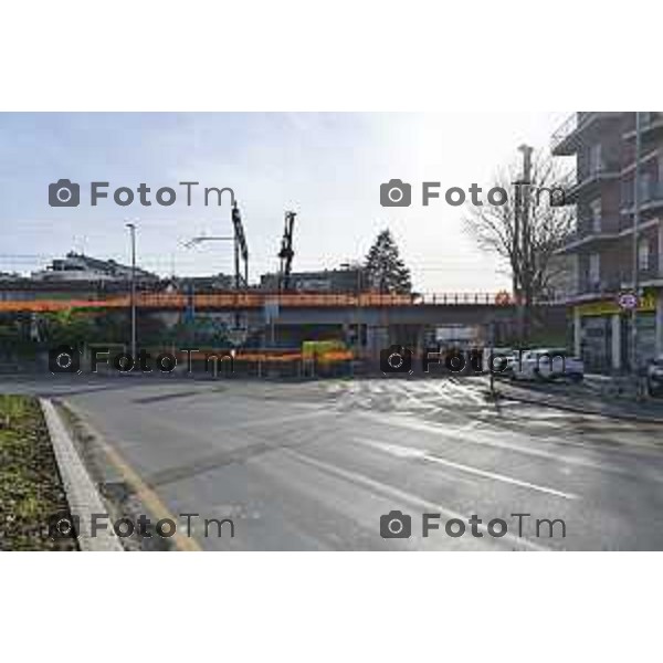 Tiziano Manzoni/LaPresse060-12- 2025 Italia Cronaca Bergamo Via San Bernardino Ponte ferrovia esselunga