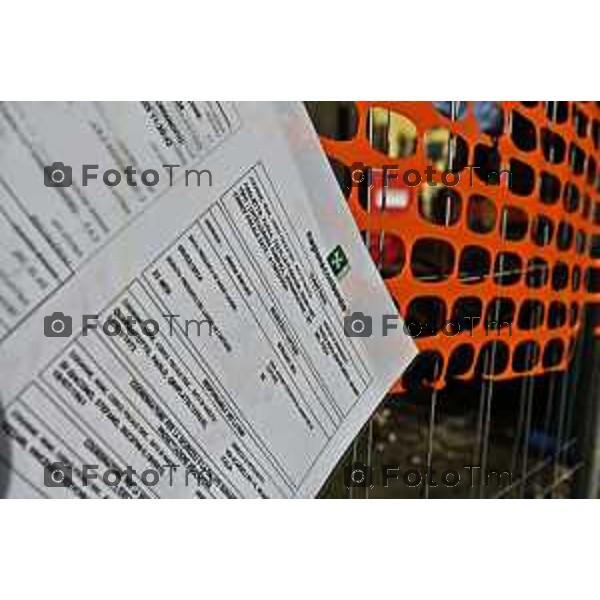 Tiziano Manzoni/LaPresse060-12- 2025 Italia Cronaca Bergamo Via San Bernardino Ponte ferrovia esselunga