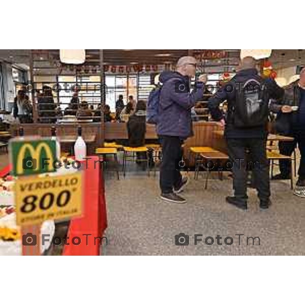 Tiziano Manzoni/LaPresse 10-12- 2025 Italia Cronaca Bergamo McDonald’s inaugurazione dell’800esimo ristorante in Italia, a Verdello Bergamo