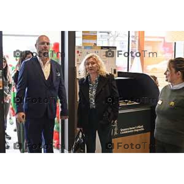 Tiziano Manzoni/LaPresse 10-12- 2025 Italia Cronaca Bergamo McDonald’s inaugurazione dell’800esimo ristorante in Italia, a Verdello Bergamo