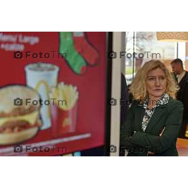Tiziano Manzoni/LaPresse 10-12- 2025 Italia Cronaca Bergamo McDonald’s inaugurazione dell’800esimo ristorante in Italia, a Verdello Bergamo Giorgia Favaro, AD McDonald\'s Italia