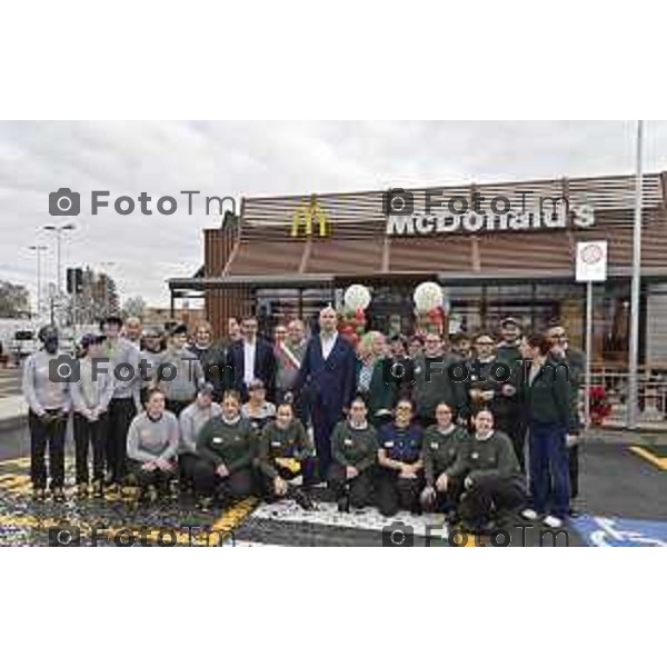 Tiziano Manzoni/LaPresse 10-12- 2025 Italia Cronaca Bergamo McDonald’s inaugurazione dell’800esimo ristorante in Italia, a Verdello Bergamo