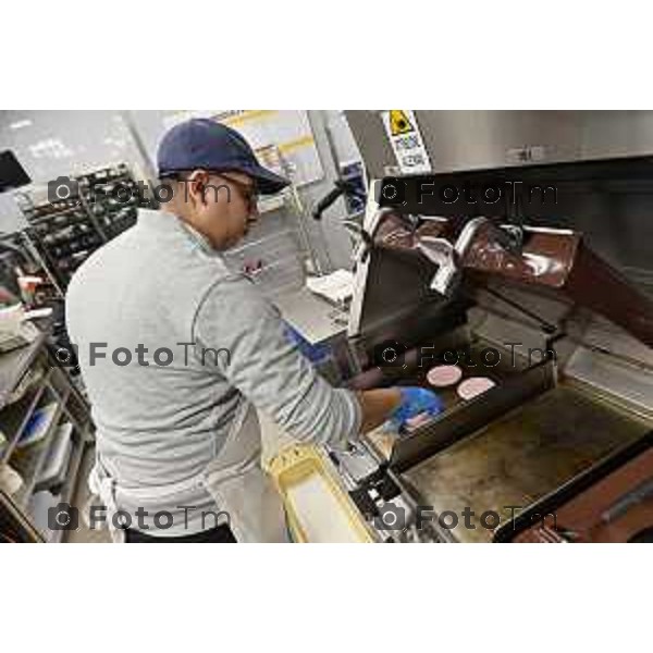 Tiziano Manzoni/LaPresse 10-12- 2025 Italia Cronaca Bergamo McDonald’s inaugurazione dell’800esimo ristorante in Italia, a Verdello Bergamo