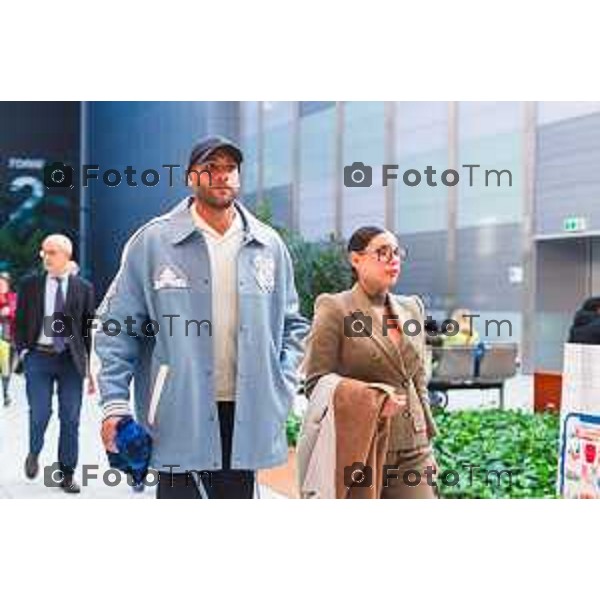 Cronaca, Bergamo - 12/12/2025 MARCELL JACOBS E REGIONE LOMBARDIA CONSEGNANO DONI A BAMBINI OSPEDALI BERGAMO E BRESCIA PER SANTA LUCIA