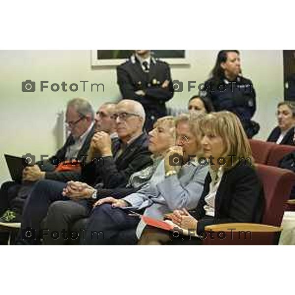 Tiziano Manzoni/LaPresse 12-12- 2025 Italia Cronaca Bergamo Bergamo concerto presso la Casa Circondariale di Bergamo Associazione Amici del Festival Pianistico Internazionale Soprano Francesca Tiburzi Tenore Luigi Albani al pianoforte il Maestro Samuele Pala Direttore del carcere, dott.ssa Antonina D\'Onofrio