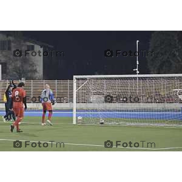 Tiziano Manzoni/LaPresse 15-12- 2025 Italia Cronaca Bergamo Accademia della Guardia di finanza - Evento benefico "Un Calcio al Tumore"Ospedale “Papa Giovanni XXIII” e l’Associazione “Accademia dello Sport per la Solidarietà” di Bergamo, nasce con l’obiettivo di sostenere concretamente la ricerca e l’innovazione tecnologica nella lotta contro i tumori.