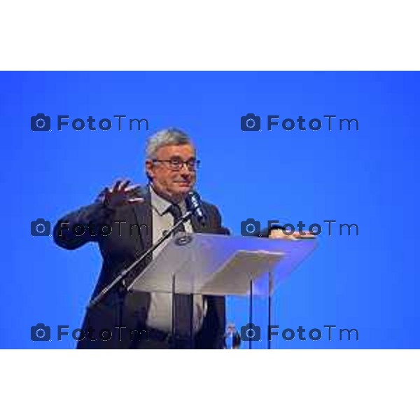 iziano Manzoni/LaPresse 15-12- 2025 Italia Cronaca Bergamo Alessandro Barbero Teatro Donizetti nuovo libro dedicato a San Francesco2025