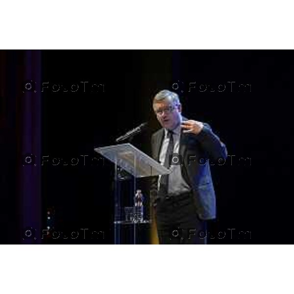 iziano Manzoni/LaPresse 15-12- 2025 Italia Cronaca Bergamo Alessandro Barbero Teatro Donizetti nuovo libro dedicato a San Francesco2025