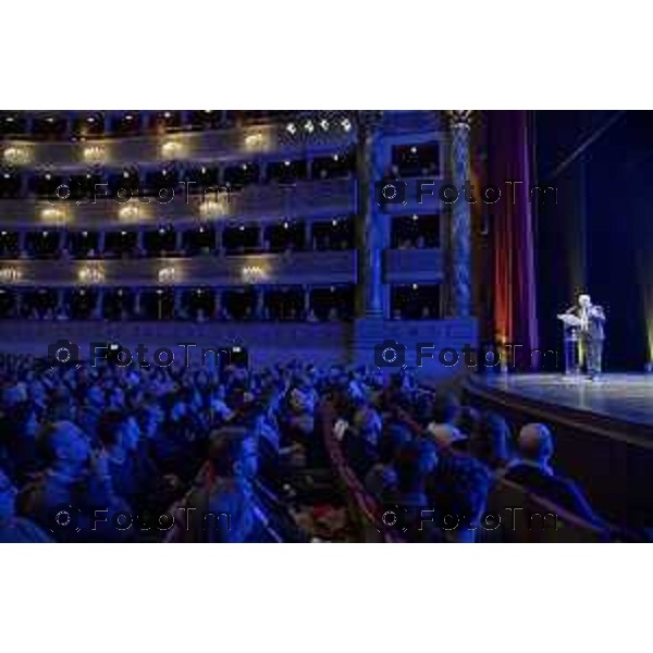 iziano Manzoni/LaPresse 15-12- 2025 Italia Cronaca Bergamo Alessandro Barbero Teatro Donizetti nuovo libro dedicato a San Francesco2025