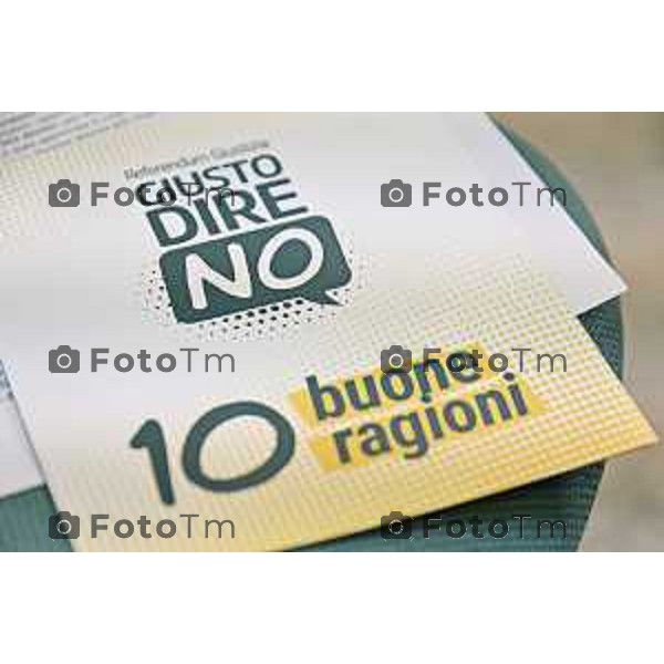 Tiziano Manzoni/LaPresse 18-12- 2025 Italia Cronaca Bergamo Bergamo Comitato del no referendum giustizia Bergamo