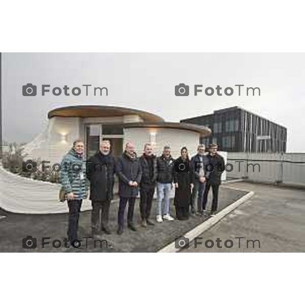 Tiziano Manzoni/LaPresse 19-12- 2025 Italia Cronaca Bergamo Bergamo primo manufatto edilizio italiano realizzato con tecnologia di stampa 3D architettonica, “Ol Casél”