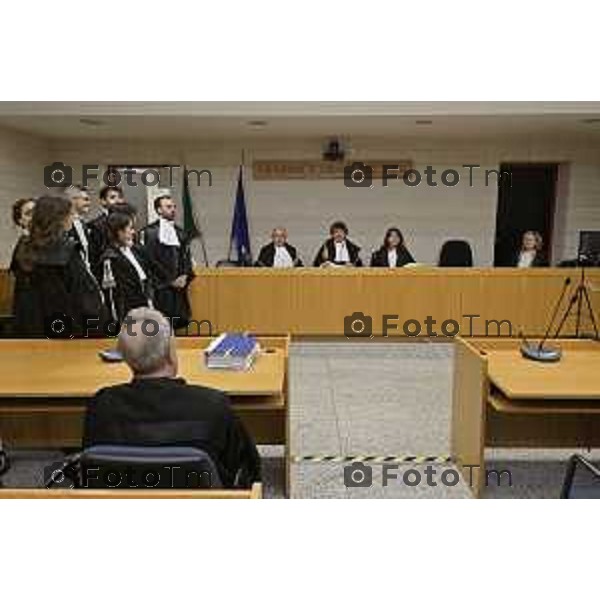 Tiziano Manzoni/LaPresse 18-12- 2025 Italia Cronaca bg tribunale nominati nuovi giudici e magistrati da sx Camilla Luraghi Michela Rillosi davanti la dott Marta Giuca Jacopo Chiodo Michela Loretto Antonio Meda Dott Gianfranco PerrilloTiziano Manzoni/LaPresse 18-12- 2025 Italia Cronaca bg tribunale nominati nuovi giudici e magistrati Antonio Meda Dotto Romanelli Procuratore Dott Gianfranco Perrillo Michela Rillosi Bergamasca Marta Giuca Michela Loretto Jacopo Chiodo Camilla Luraghi Bergamasca