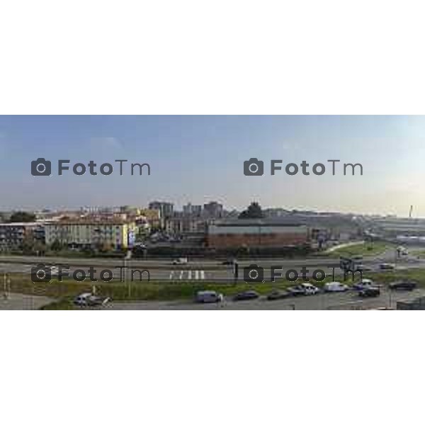 Tiziano Manzoni/LaPresse 30-12- 2025 Italia Cronaca Bergamo il primo da sx sconosciuto Bruno Scarpellini, Francesco Valesini, Emilio Pesenti, Marco Pinetti al tavolo della conferenza stampa comune di Bg