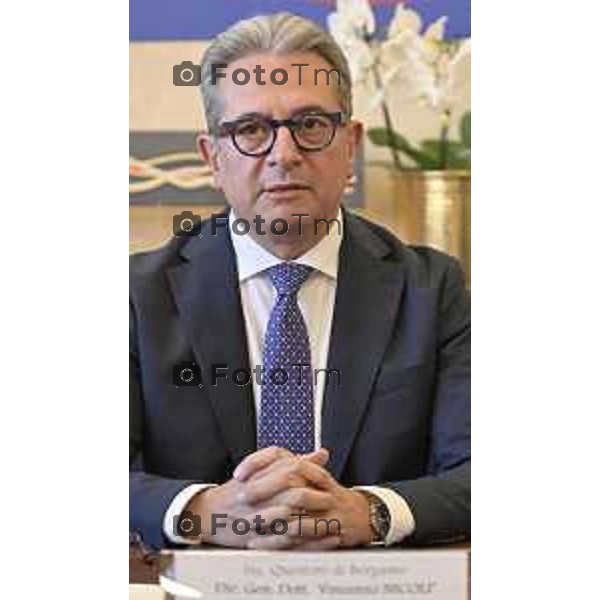 Tiziano Manzoni/LaPresse 12 -01- 2026 Italia Cronaca Bergamo Questore della Provincia di Bergamo dottor Vincenzo Nicolì negli uffici della Questura bergamasca.