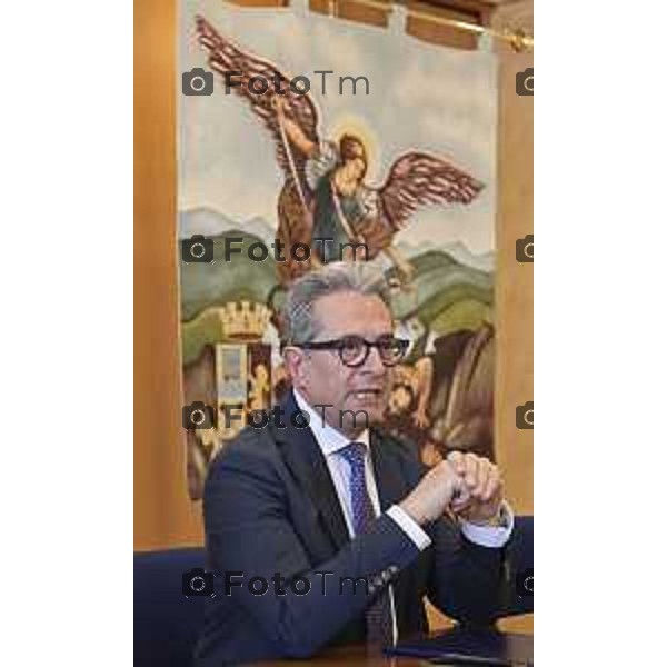 Tiziano Manzoni/LaPresse 12 -01- 2026 Italia Cronaca Bergamo Questore della Provincia di Bergamo dottor Vincenzo Nicolì negli uffici della Questura bergamasca.