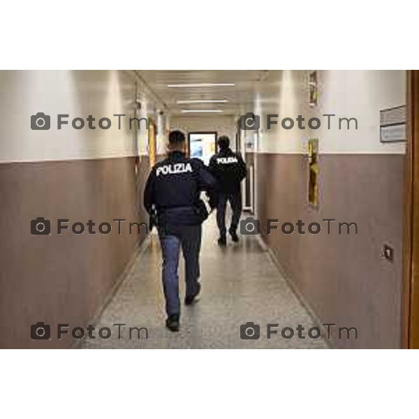 Tiziano Manzoni/LaPresse 12 -01- 2026 Italia Cronaca Bergamo uffici questura di Bergamo squadra Mobile investigativa corridoi polizia