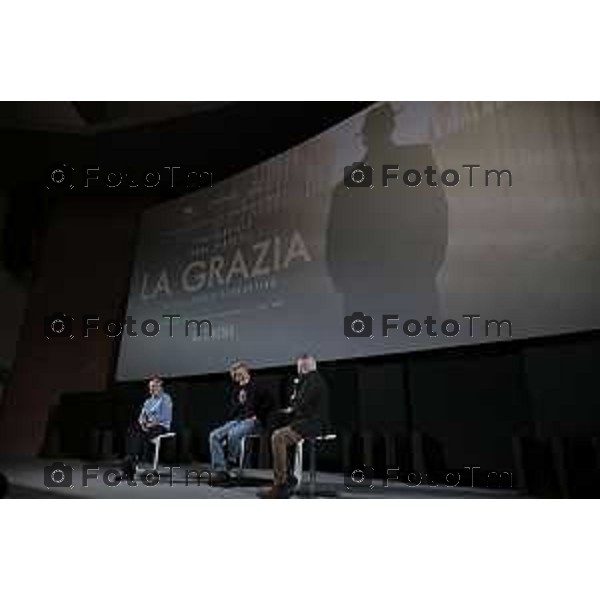 Tiziano Manzoni/LaPresse 4-01- 2026 Italia Cronaca Bergamo Bergamo Arrivo del Regista Paolo Sorrentino al Conca Verde con Daria D’Antonio è la prima donna ad avere vinto il David di Donatello