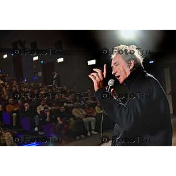 Tiziano Manzoni/LaPresse 4-01- 2026 Italia Cronaca Bergamo Bergamo Arrivo del Regista Paolo Sorrentino al Conca Verde con Daria D’Antonio è la prima donna ad avere vinto il David di Donatello