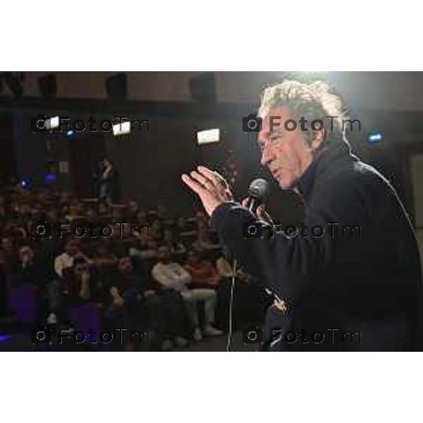 Tiziano Manzoni/LaPresse 4-01- 2026 Italia Cronaca Bergamo Bergamo Arrivo del Regista Paolo Sorrentino al Conca Verde con Daria D’Antonio è la prima donna ad avere vinto il David di Donatello