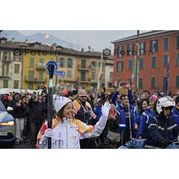 Tiziano Manzoni/LaPresse 17-01- 2026 Italia Cronaca Bergamo Sarnico passaggio della fiaccola olimpica nel paese di Sarnico per Paratico.
