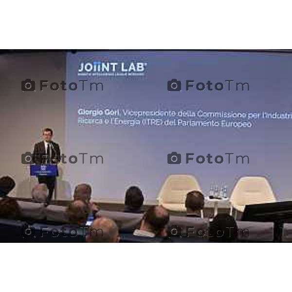 Tiziano Manzoni/LaPresse 23-01- 2026 Italia Cronaca BergamoBergamo inaugurazione del JOiiNT LAB 2.0 Robotica e Intelligenza Artificiale per l’Industria del Futuro. Confindustria Bergamo, Kilometro Rosso e Università degli Studi di Bergamo.