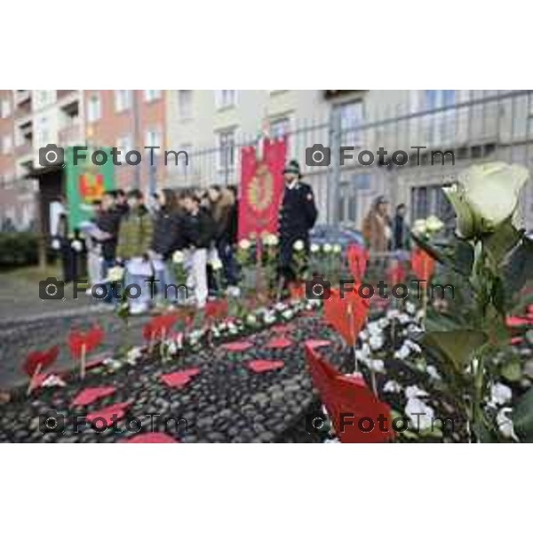 Tiziano Manzoni/LaPresse 27-01- 2026 Italia CronacaBergamo giorno della memoria Momento di raccoglimento in memoria dei venti bambini ebrei uccisi nel campo di Neuengamme.
