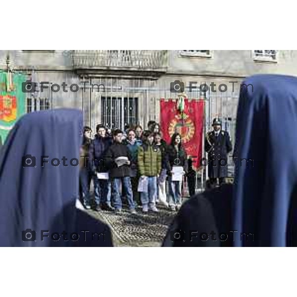 Tiziano Manzoni/LaPresse 27-01- 2026 Italia CronacaBergamo giorno della memoria Momento di raccoglimento in memoria dei venti bambini ebrei uccisi nel campo di Neuengamme.