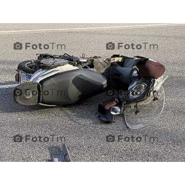 Tiziano Manzoni/LaPresse 27--01- 2026 Bergamo, Italia Cronaca Bergamo Imortale via borgo palazzo scooter camion