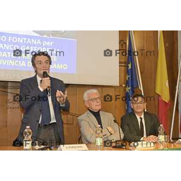 Tiziano Manzoni/Lapresse 27-1-2026 Bergamo Romano di Lombardia al via campagna elettorale di Gianfranco Gafforelli con il presindete di regione Fontana