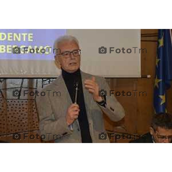 Tiziano Manzoni/Lapresse 27-1-2026 Bergamo Romano di Lombardia al via campagna elettorale di Gianfranco Gafforelli con il presindete di regione Fontana