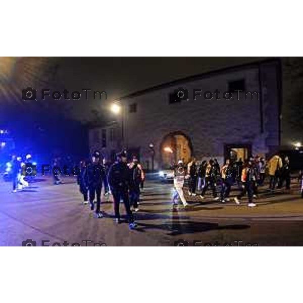 Tiziano Manzoni/LaPresse 02-02- 2026 Italia Cronaca Bergamo arrivo in città della fiamma Olimpica con passaggi in piazza vecchia, e accensione del braciere in Largo Belotti