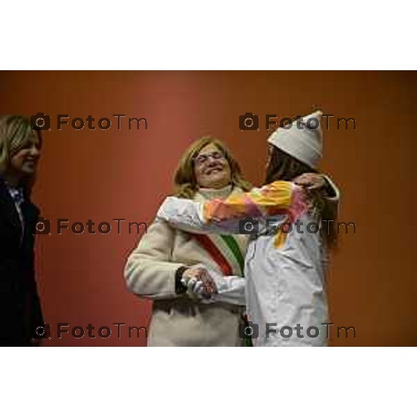 Tiziano Manzoni/LaPresse 02-02- 2026 Italia Cronaca Bergamo arrivo in città della fiamma Olimpica con passaggi in piazza vecchia, e accensione del braciere in Largo Belotti
