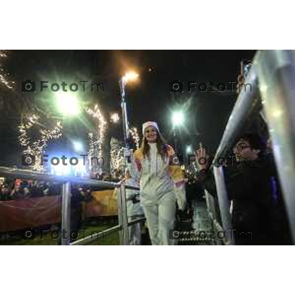 Tiziano Manzoni/LaPresse 02-02- 2026 Italia Cronaca Bergamo arrivo in città della fiamma Olimpica con passaggi in piazza vecchia, e accensione del braciere in Largo Belotti