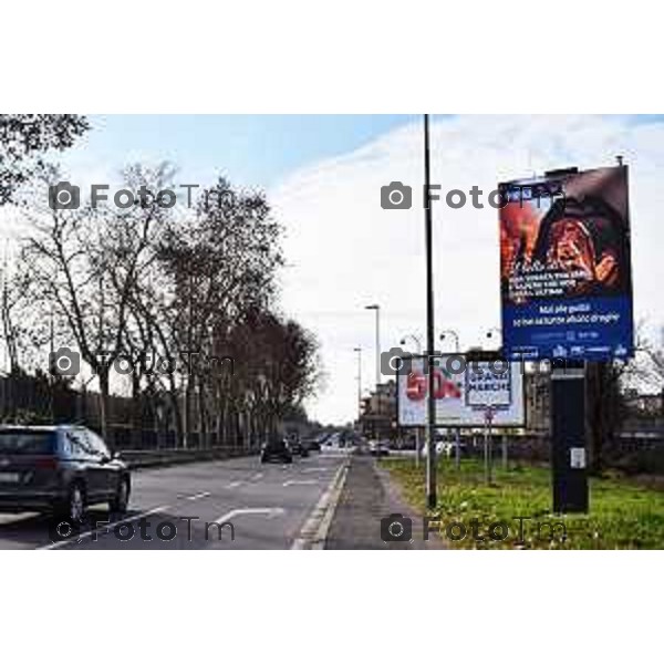 Tiziano Manzoni/LaPresse 2-2-2026 Bergamo, Italia CronacaTreviglio Manifesti choc per la campagna contro gli incidenti stradali