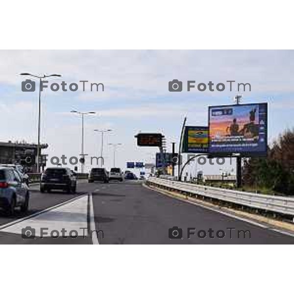 Tiziano Manzoni/LaPresse 2-2-2026 Bergamo, Italia CronacaTreviglio Manifesti choc per la campagna contro gli incidenti stradali