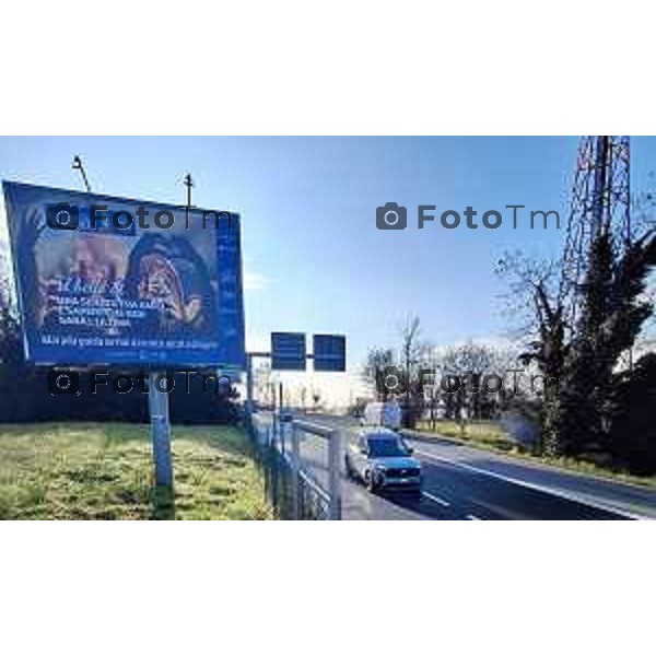 Tiziano Manzoni/LaPresse 2-2-2026 Bergamo, Italia CronacaTreviglio Manifesti choc per la campagna contro gli incidenti stradali