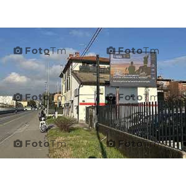 Tiziano Manzoni/LaPresse 2-2-2026 Bergamo, Italia CronacaTreviglio Manifesti choc per la campagna contro gli incidenti stradali