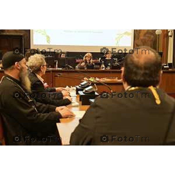 Tiziano Manzoni/Lapresse 5-2-2026 comune di Bergamo l’incontro tra la sindaca Elena Carnevali e le comunità religiose presenti sul territorio bergamasco.