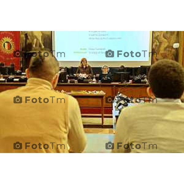 Tiziano Manzoni/Lapresse 5-2-2026 comune di Bergamo l’incontro tra la sindaca Elena Carnevali e le comunità religiose presenti sul territorio bergamasco.