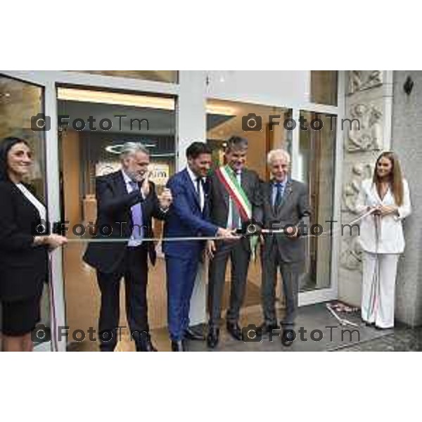 foto LaPresse Tiziano Manzoni 07/05/2018 Cronaca Bergamo - ITALIA inaugurazione Banca Mediulanum Family Banker Office di Bergamo