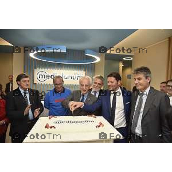 foto LaPresse Tiziano Manzoni 07/05/2018 Cronaca Bergamo - ITALIA inaugurazione Banca Mediulanum Family Banker Office di Bergamo nella foto al centro GIOVANNI PIROVANO vicepresidente di Banca Mediolanum