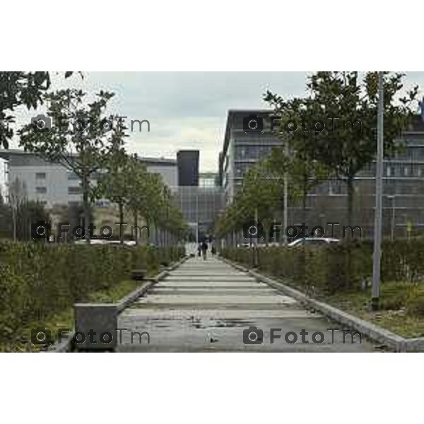 Tiziano Manzoni/LaPresse 7- 02- 2026 Italia CronacaBergamo Parcheggio Ospedale Papa Giovanni XXIII Interno esterno coperto sosta selvaggia divieto