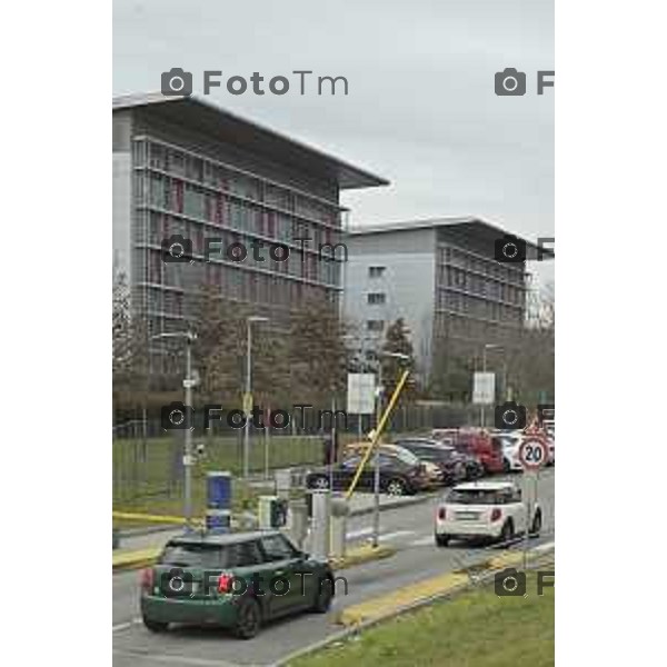 Tiziano Manzoni/LaPresse 7- 02- 2026 Italia CronacaBergamo Parcheggio Ospedale Papa Giovanni XXIII Interno esterno coperto