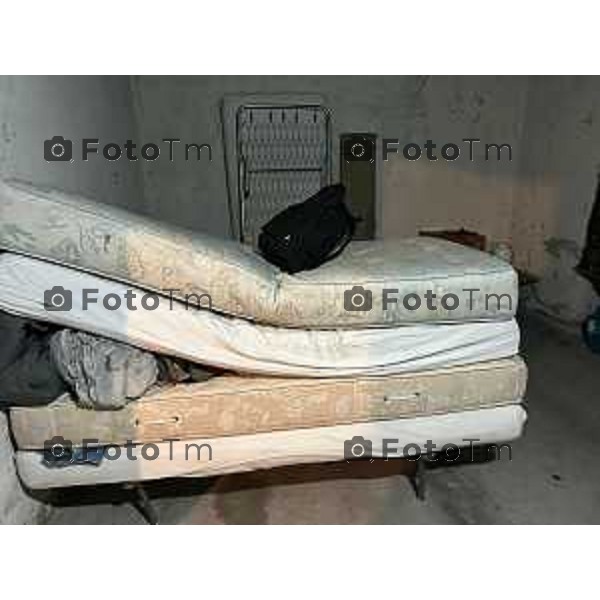 Tiziano Manzoni/LaPresse 9-02- 2026 Italia Cronaca BergamoRomano di Lombardia ufficio 70 metri dormitorio con 14 tunisini scoperto dalla polizia locale