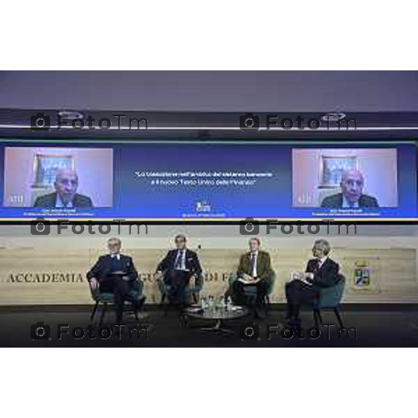 Tiziano Manzoni/Lapresse 9-2-2026 Bergamoconvegno Gdf il nuovo Testo Unico della Finanza” da sx Dott. Marco Elio Rottigni, Direttore Generale dell’Associazione Bancaria Italiana, ’On. Prof. Maurizio Leo, Viceministro dell’Economia Dott. Fabio Tamburini, Direttore de “Il Sole 24 Ore”.Avv. Andrea Zoppini, Professore Ordinario di Diritto Civile presso l’Università degli Studi Roma