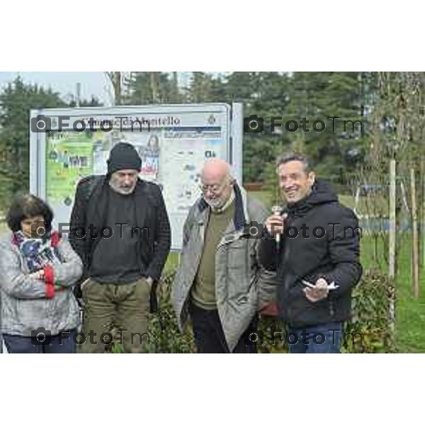 Tiziano Manzoni/LaPresse 12-02- 2026 Italia Cronaca Montello Bg protesta davanti al municipio contro l\'inceneritore voluto dalla Montello SPa